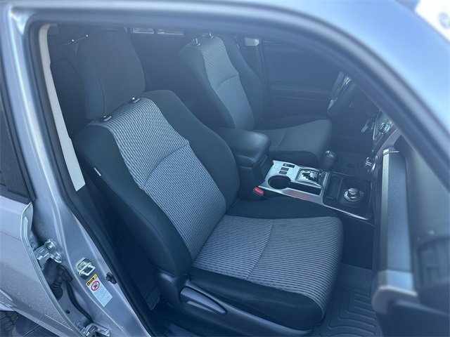 Used 2018 Toyota 4Runner SR5 image 27