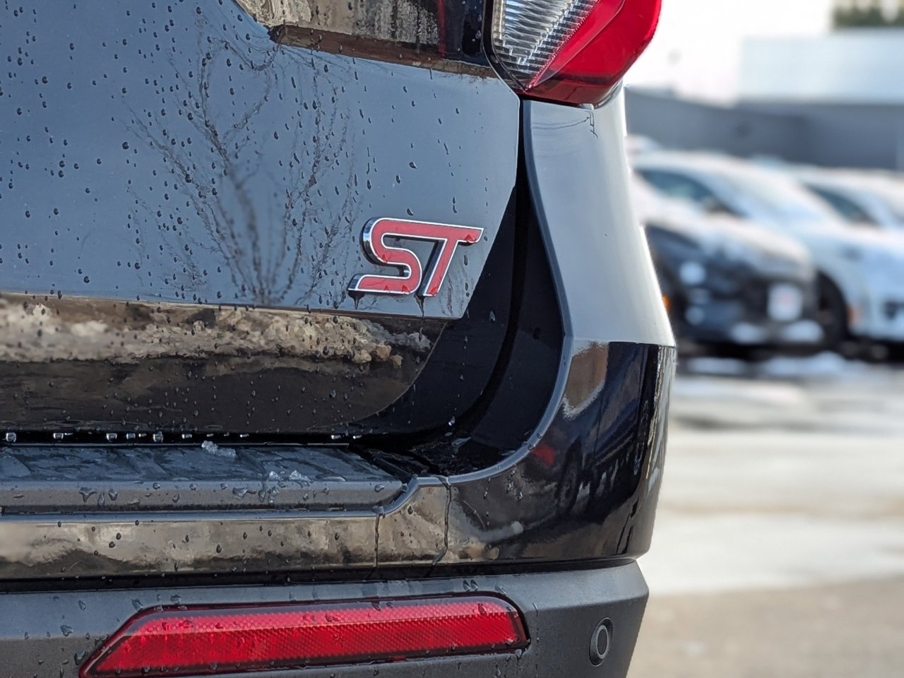 Certified 2020 Ford Explorer ST w/ Premium Technology Package image 12