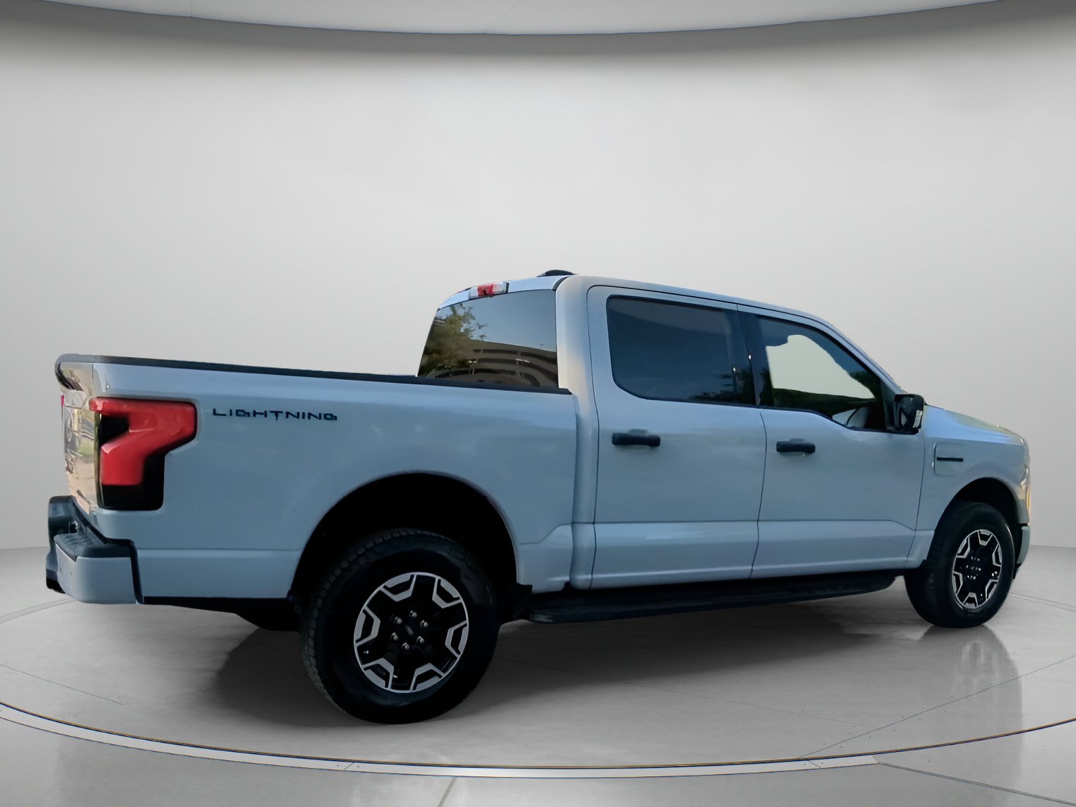 Certified 2023 Ford F150 Lightning XLT AWD/4WD image 29