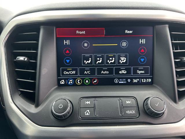 Used 2023 GMC Acadia SLT image 40