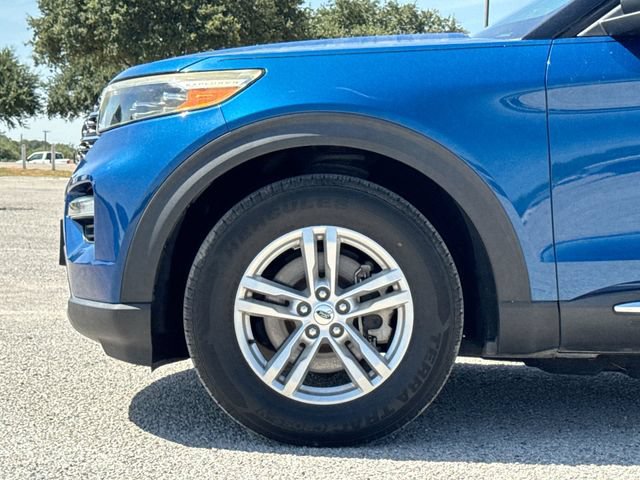 Certified 2020 Ford Explorer XLT w/ Equipment Group 202A RWD image 10