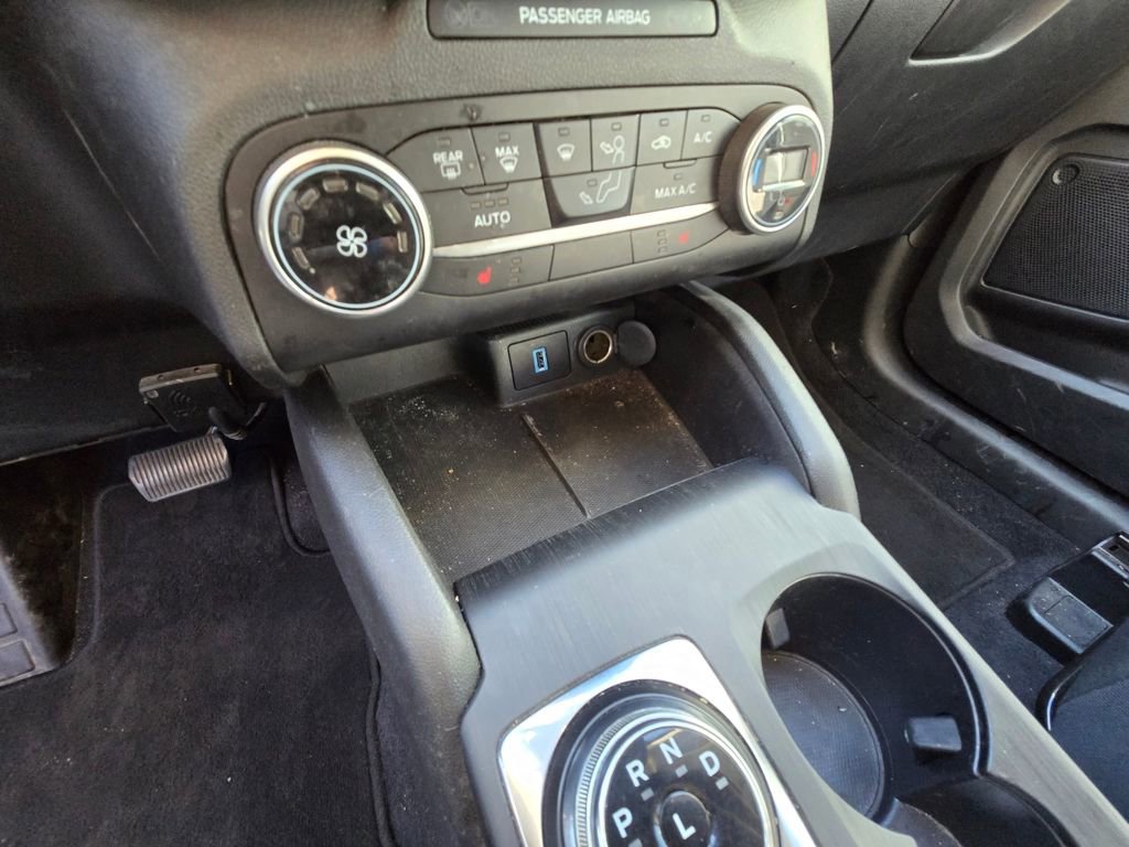 Certified 2020 Ford Escape SE image 14