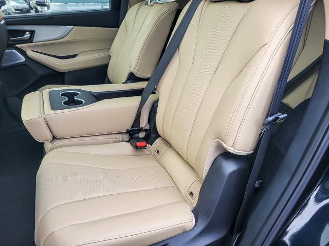 Used 2025 Acura MDX w/ Technology Package image 14