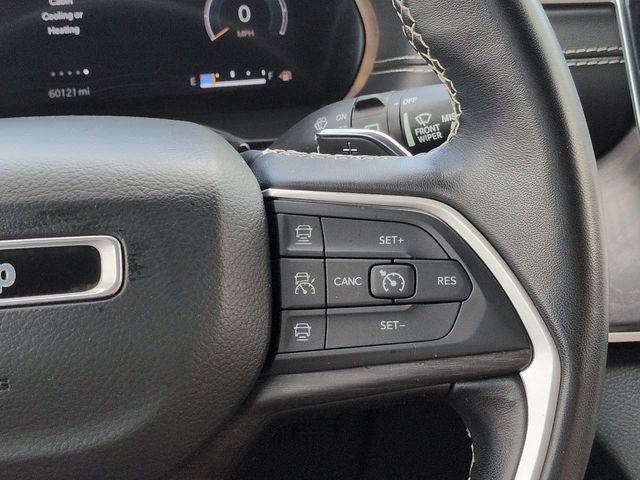 Used 2022 Jeep Grand Cherokee L Limited AWD/4WD image 30