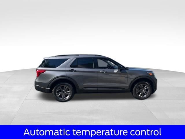 Certified 2023 Ford Explorer XLT w/ Equipment Group 202A AWD/4WD image 9