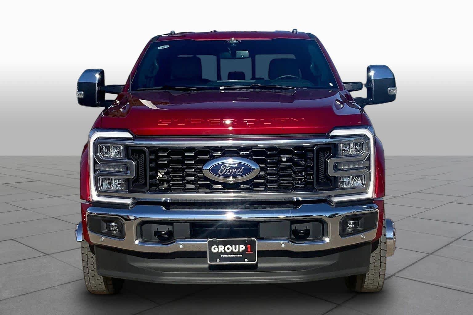 Certified 2025 Ford F450 Lariat w/ Lariat Ultimate Package AWD/4WD image 4