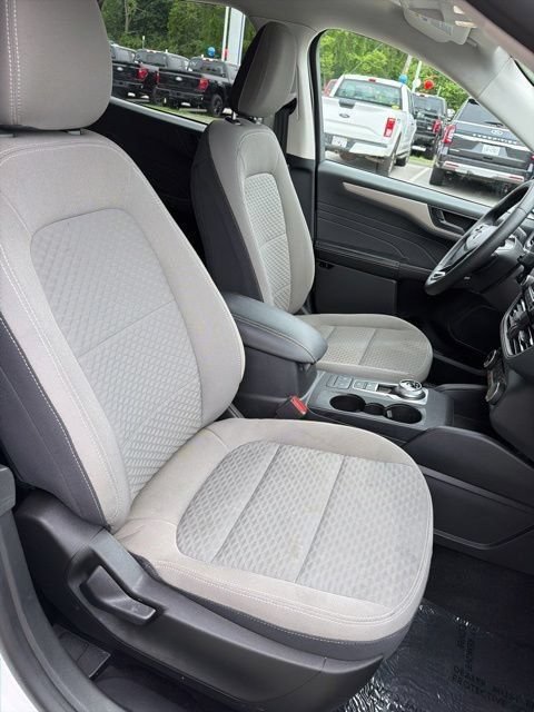 Certified 2022 Ford Escape SE w/ Cold Weather Package AWD/4WD image 20