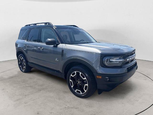 Certified 2022 Ford Bronco Sport Outer Banks w/ Tech Package AWD/4WD image 2