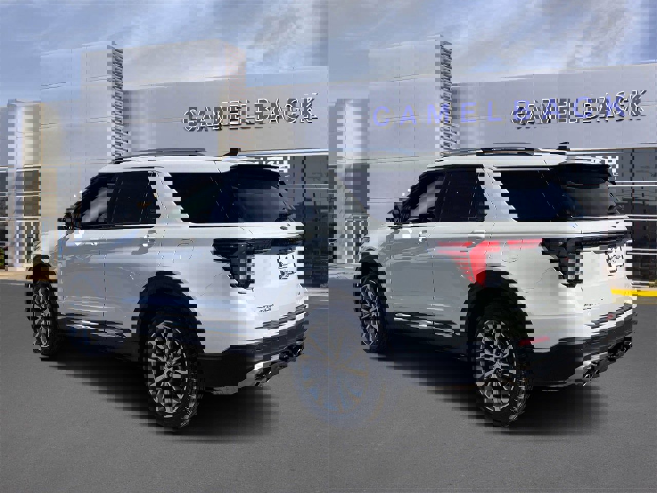 Certified 2025 Ford Explorer Platinum w/ Ultimate Package image 3