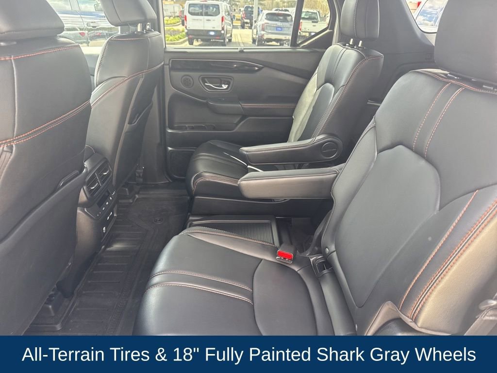 Used 2023 Honda Pilot TrailSport image 13
