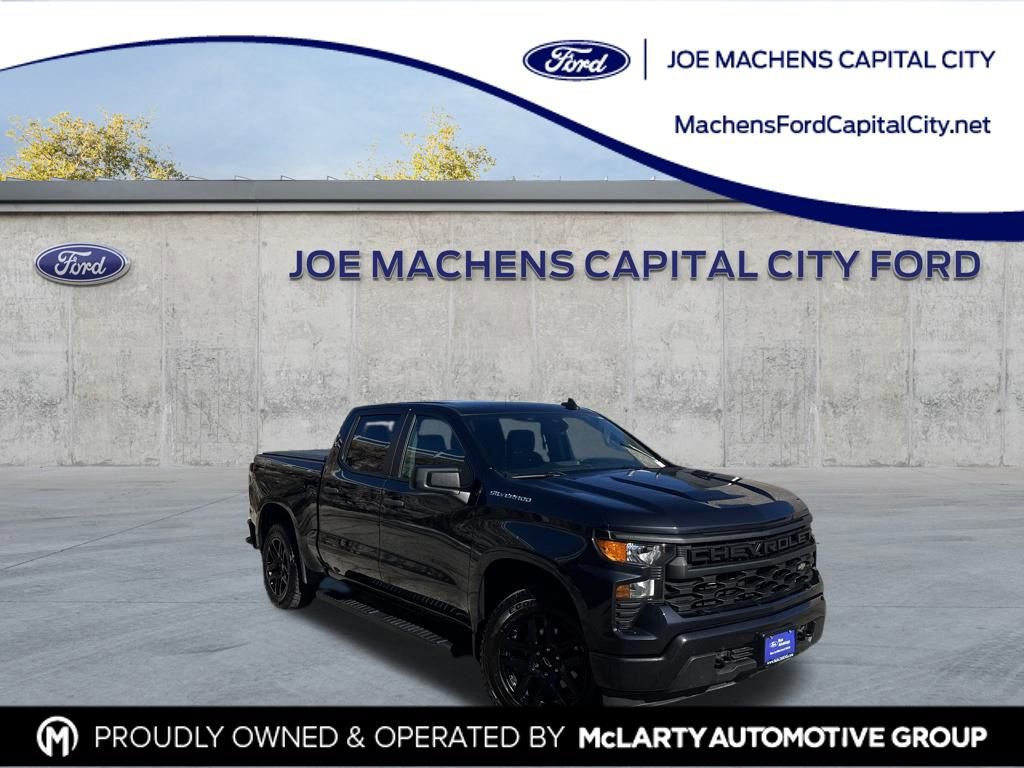 Used 2023 Chevrolet Silverado 1500 Custom image 7
