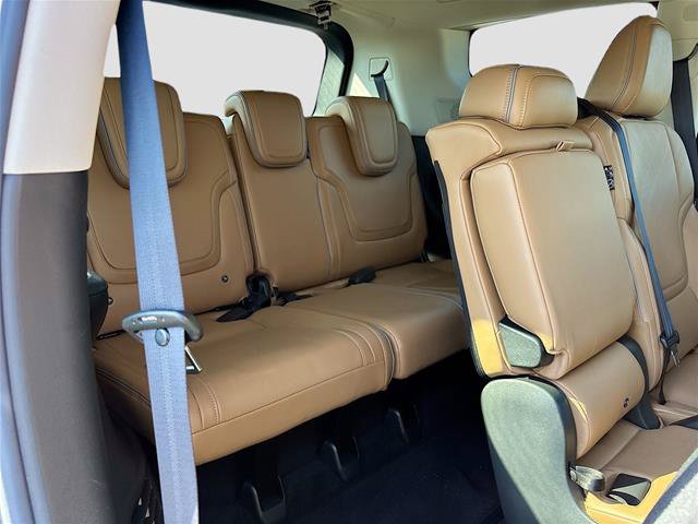 Used 2025 INFINITI QX80 Luxe AWD/4WD image 31