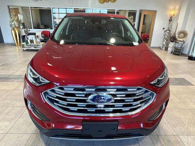 Certified 2024 Ford Edge Titanium w/ Equipment Group 301A image 8