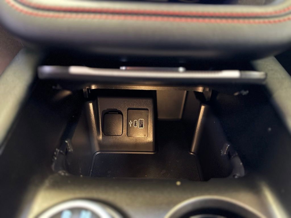 Certified 2025 Ford Explorer ST-Line image 21