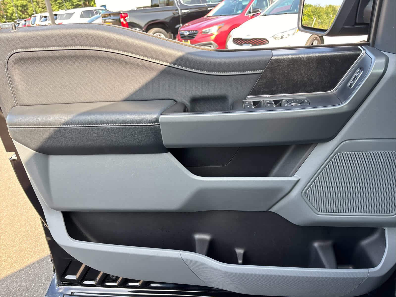 Certified 2022 Ford F150 XLT w/ Equipment Group 302A High image 29