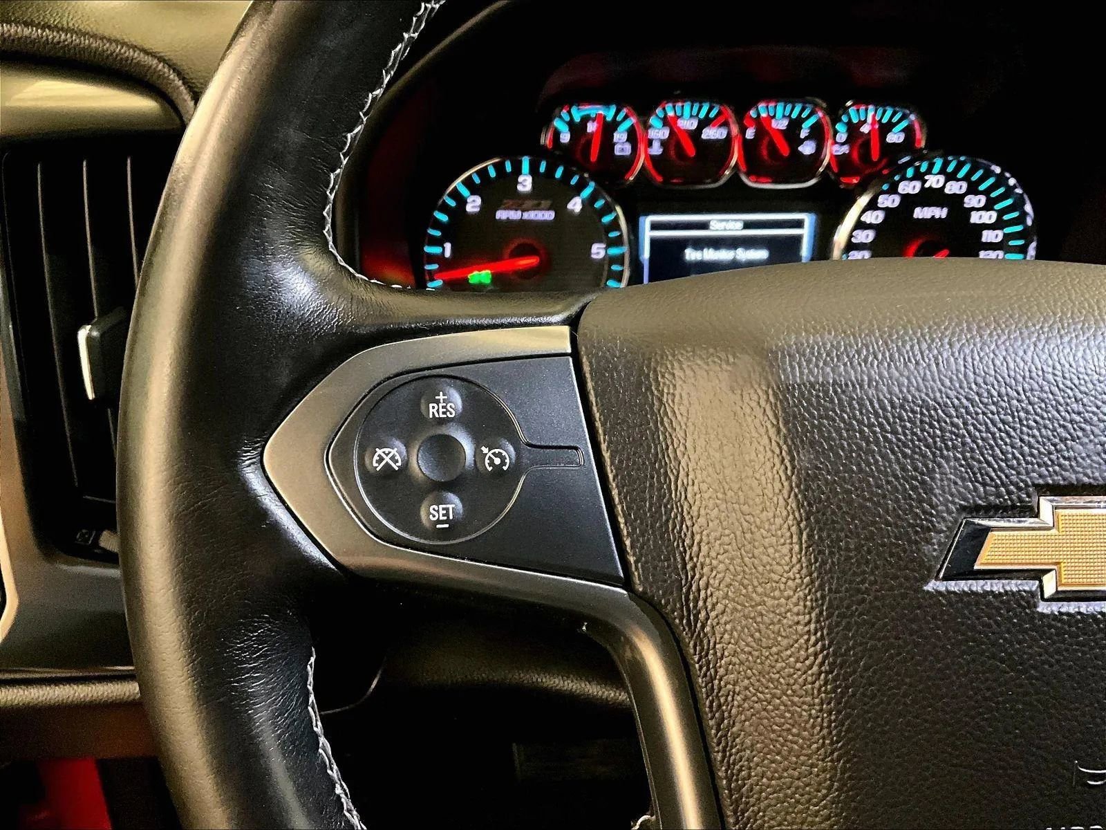 Used 2019 Chevrolet Silverado 1500 LT w/ All Star Edition image 17