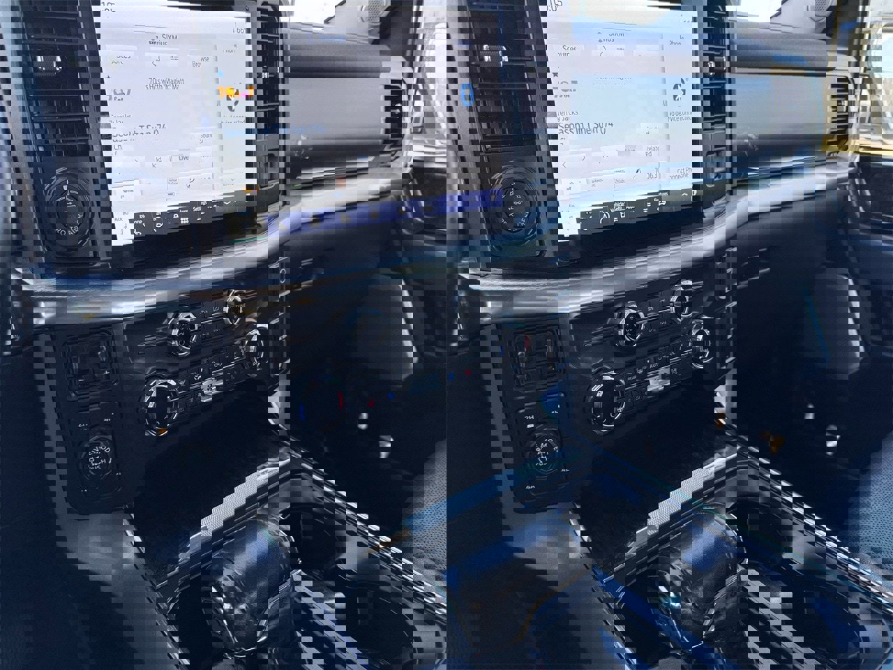 Certified 2021 Ford F150 Lariat w/ Equipment Group 502A High image 15