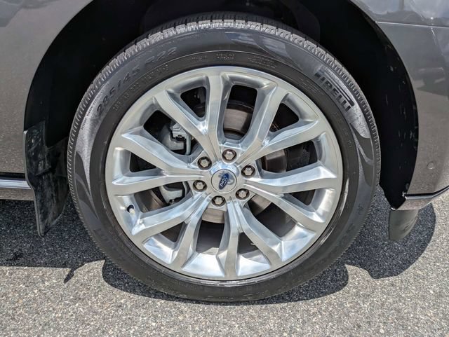 Certified 2018 Ford Expedition Platinum RWD image 11