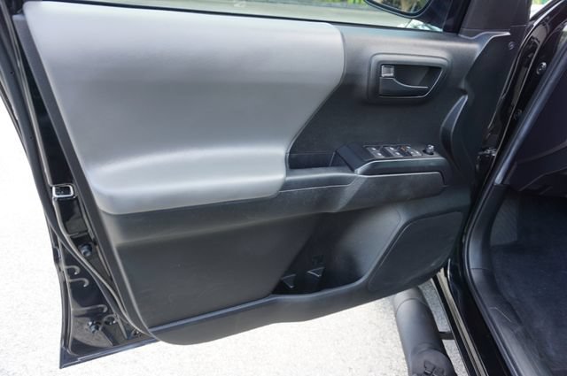 Used 2022 Toyota Tacoma SR w/ SR Convenience Package RWD image 22
