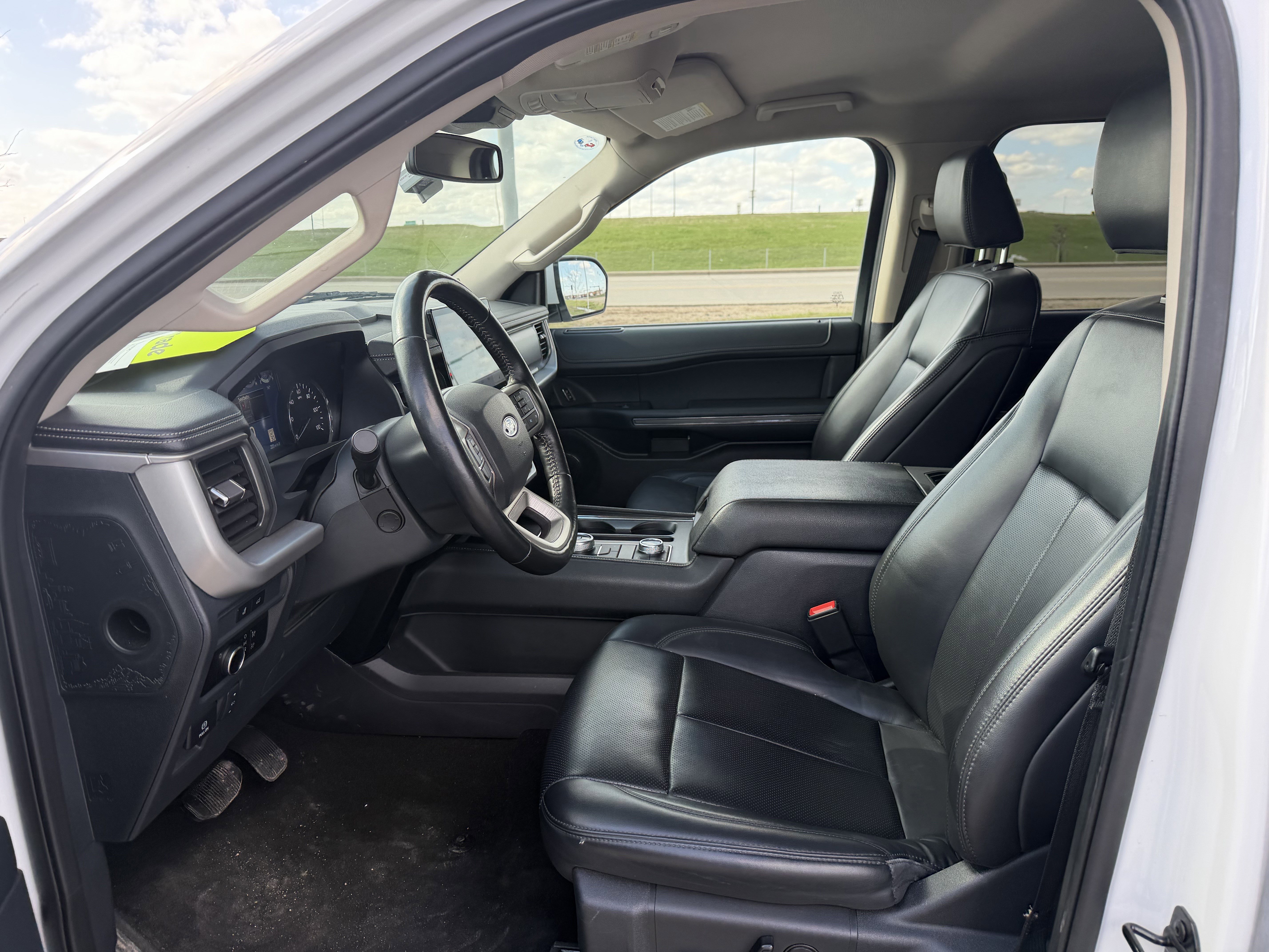 Certified 2024 Ford Expedition XLT AWD/4WD image 7