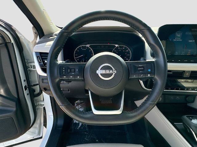 Used 2023 Nissan Rogue SL w/ SL Premium Package image 10