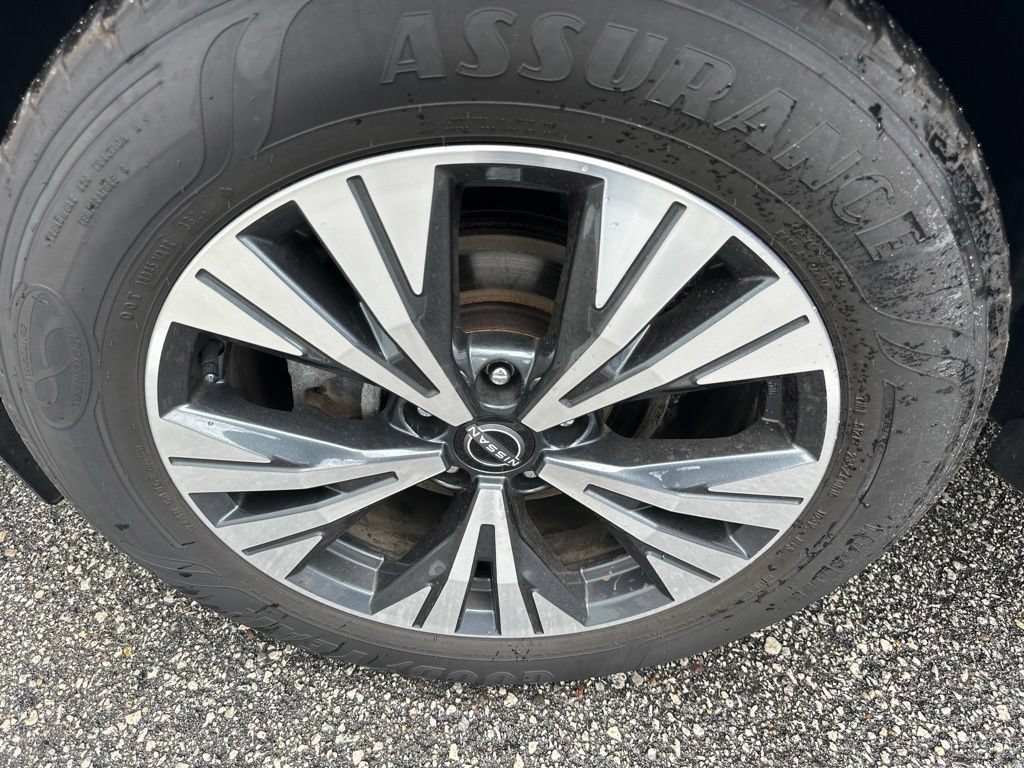 Used 2023 Nissan Rogue SV AWD/4WD image 52