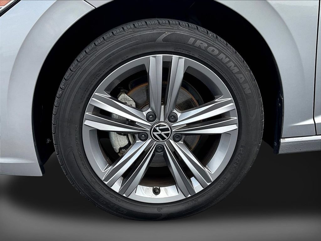 Used 2023 Volkswagen Jetta SE FWD image 33