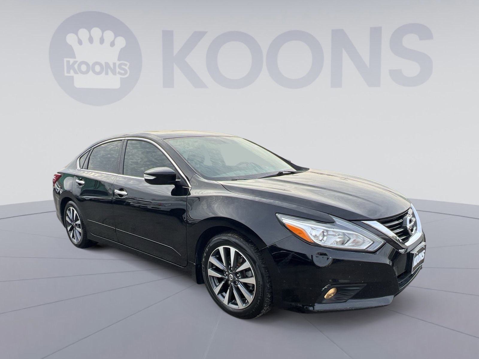 Used 2017 Nissan Altima 2.5 SV w/ Convenience Package image 7