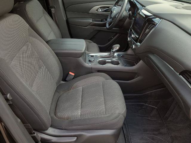 Used 2023 Chevrolet Traverse LT FWD image 11