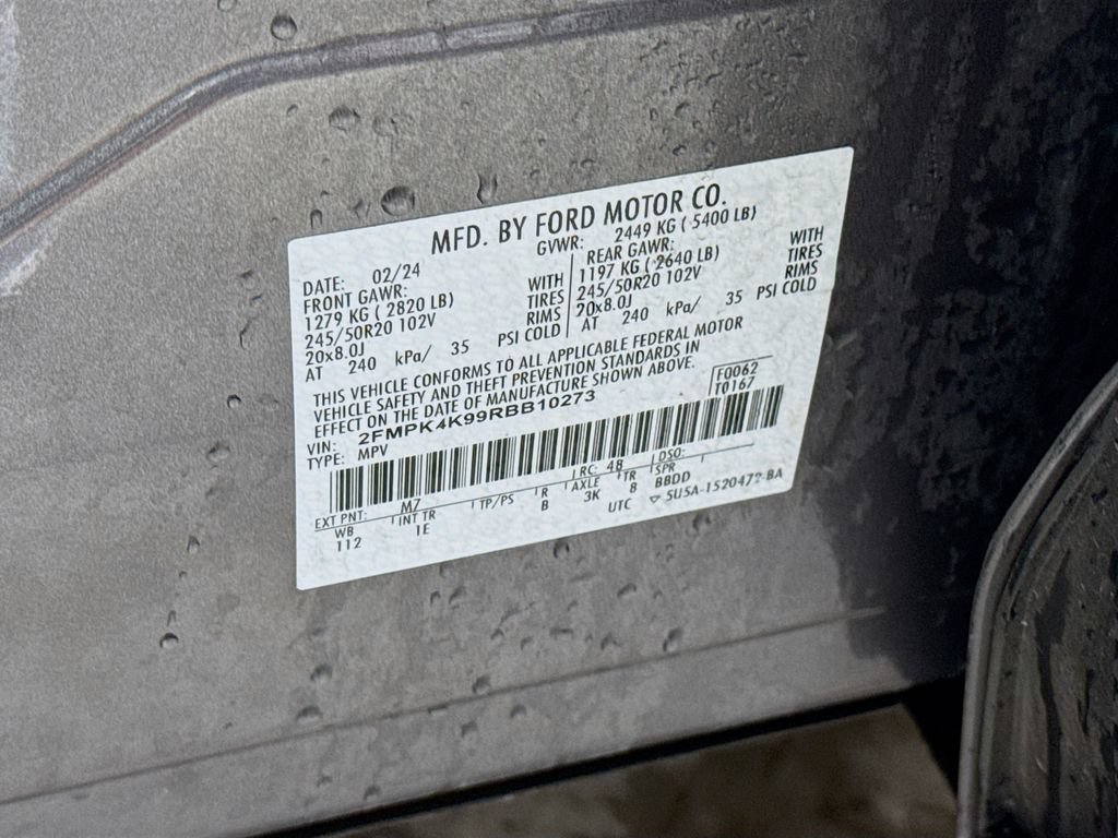 Certified 2024 Ford Edge Titanium w/ Equipment Group 301A AWD/4WD image 34