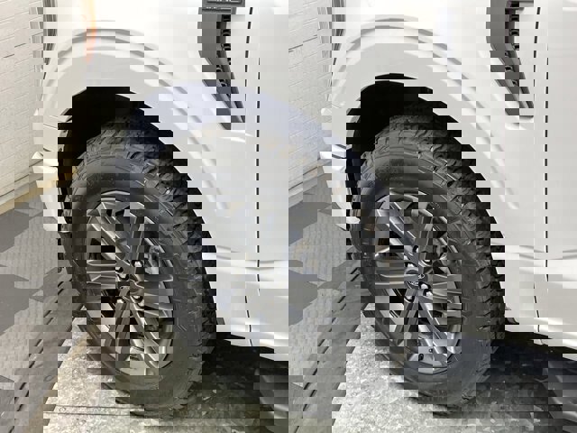 Certified 2023 Ford F150 Lariat w/ Equipment Group 502A High image 38