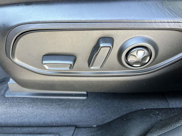Used 2023 Jeep Grand Cherokee L Laredo w/ Luxury Tech Group I AWD/4WD image 19