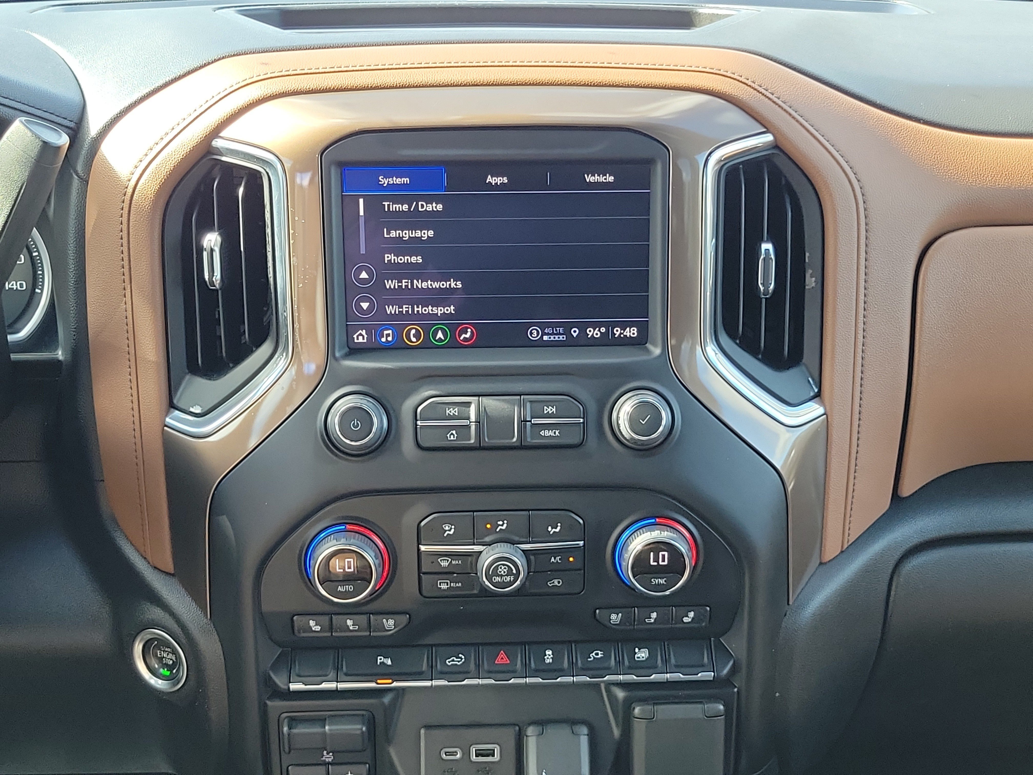Used 2022 Chevrolet Silverado 1500 High Country AWD/4WD image 24