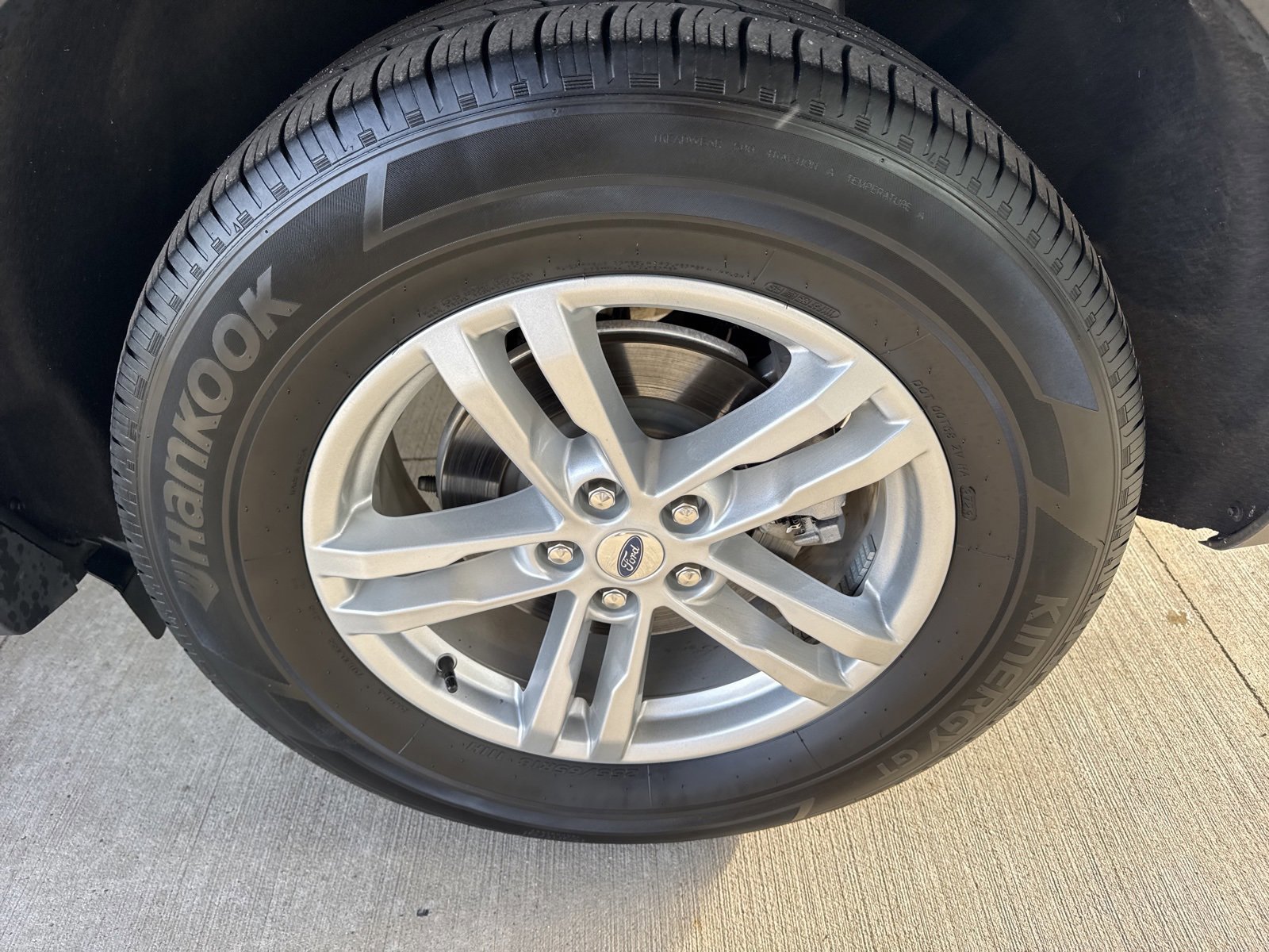 Certified 2023 Ford Explorer XLT w/ Equipment Group 202A image 20