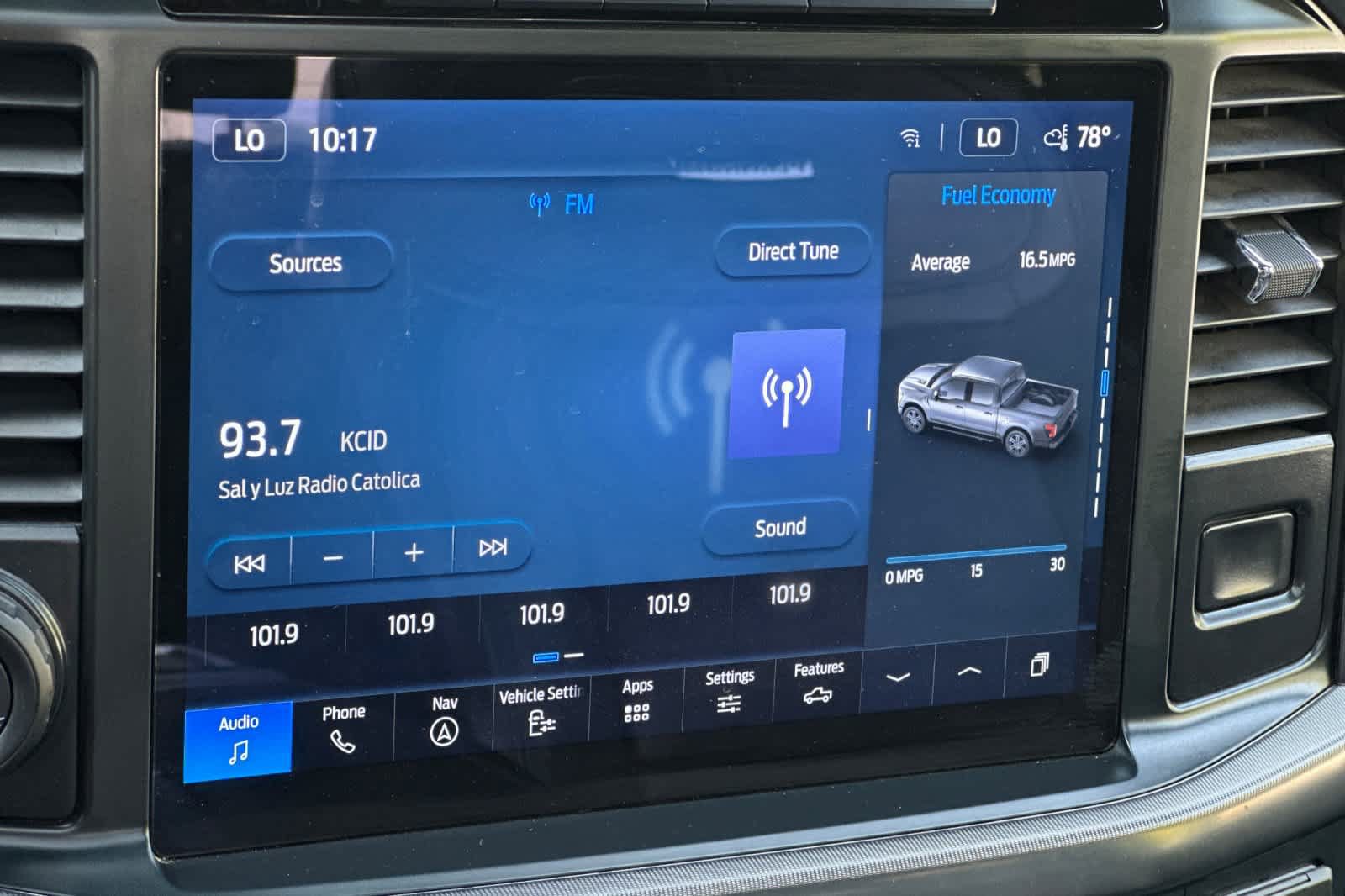 Certified 2024 Ford F150 Platinum AWD/4WD image 17