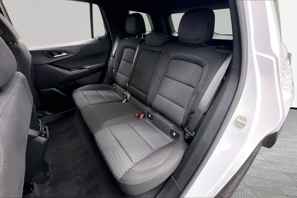 Used 2025 Chevrolet Equinox LT AWD/4WD image 26