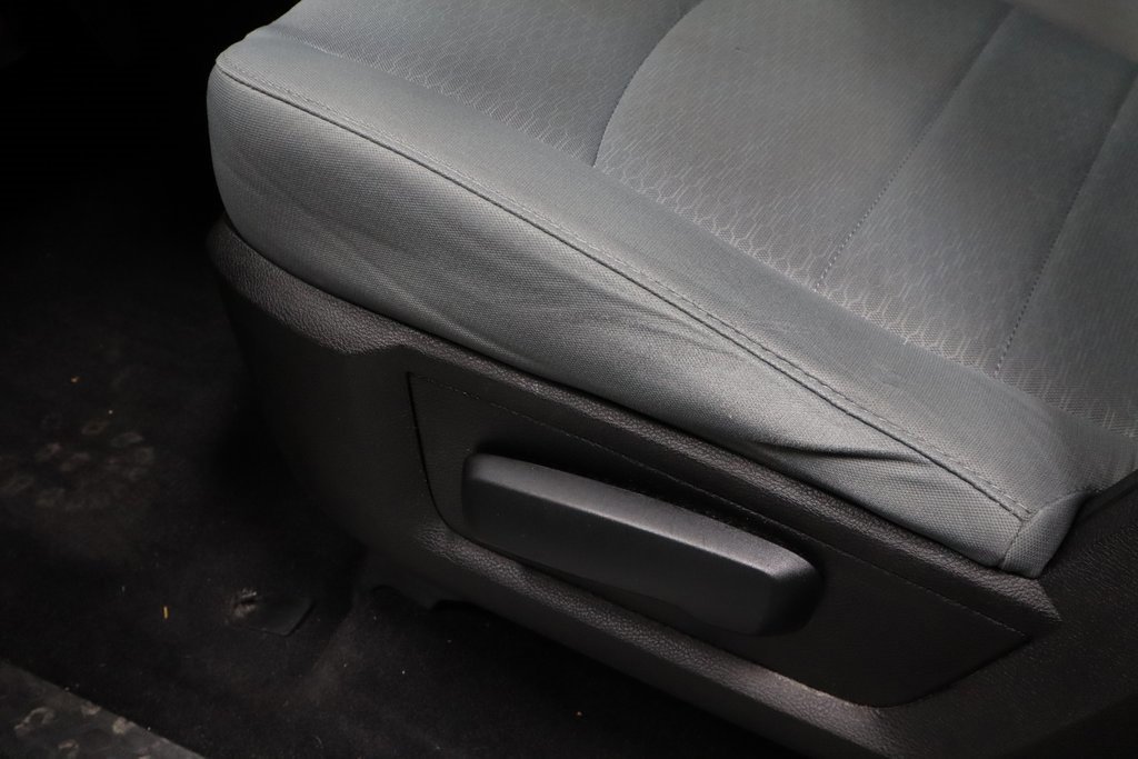 Used 2019 RAM 1500 Classic SLT image 23