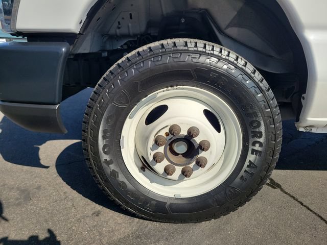 Certified 2019 Ford E-350 and Econoline 350 Super Duty RWD image 19