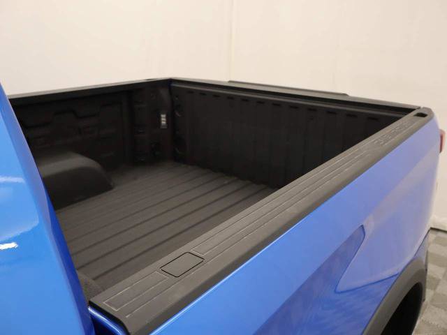 Used 2025 Chevrolet Silverado 1500 ZR2 w/ Technology Package image 17