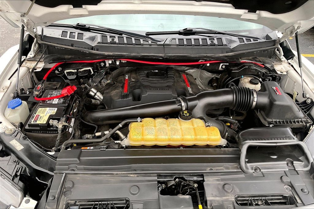 Certified 2019 Ford F150 Raptor w/ Equipment Group 802A Luxury AWD/4WD image 9