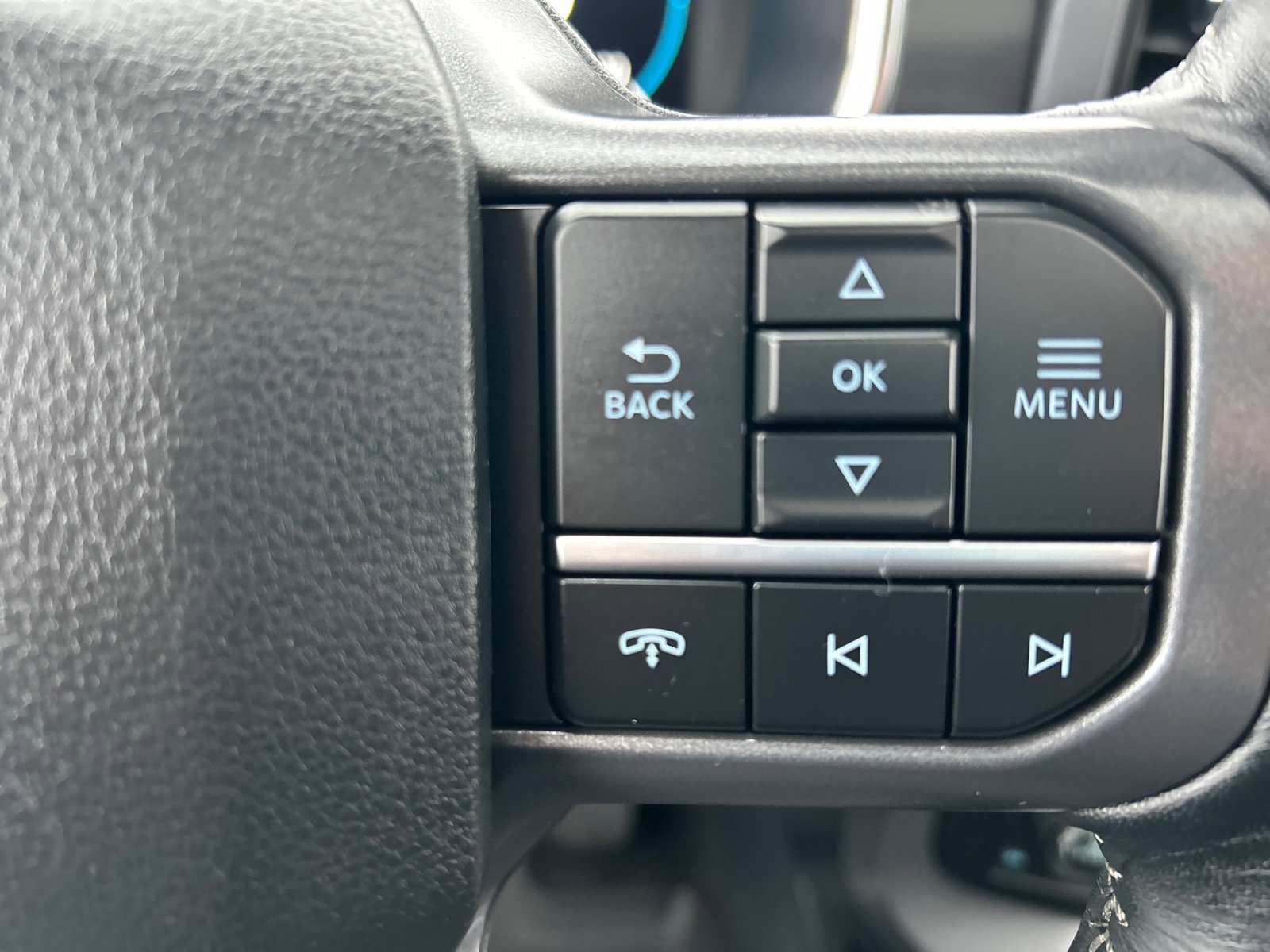 Certified 2023 Ford F150 Lariat w/ Equipment Group 502A High image 24