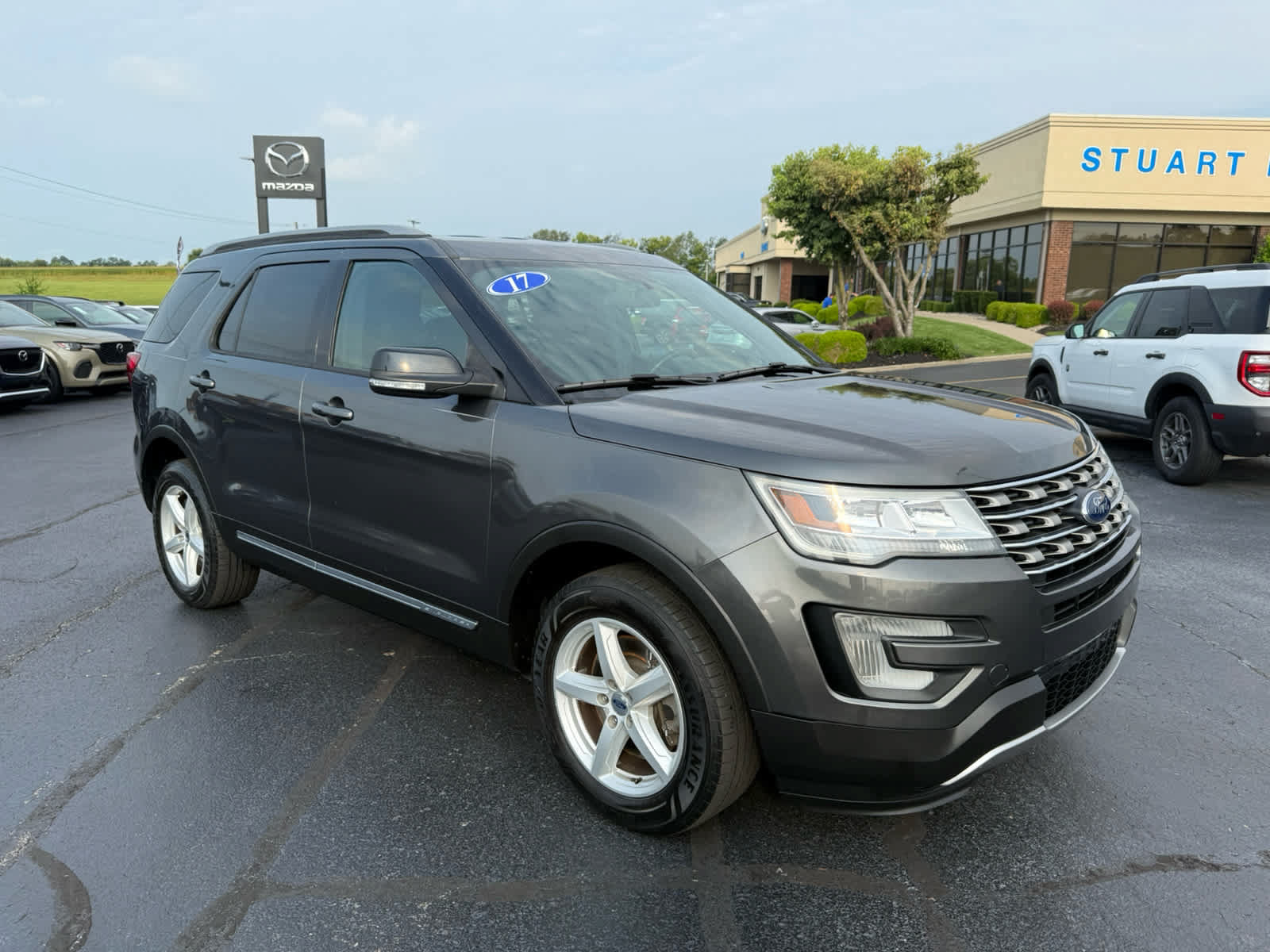 Certified 2017 Ford Explorer XLT