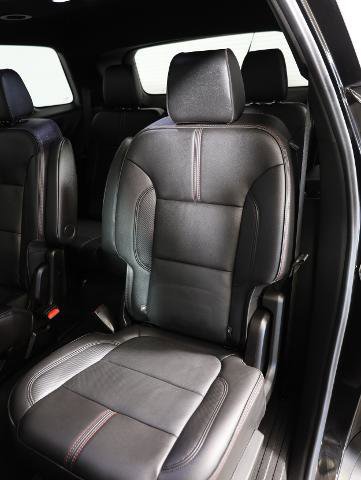 Used 2022 Chevrolet Traverse RS image 13