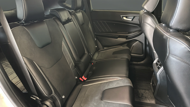 Certified 2022 Ford Edge ST w/ Cargo Accessory Package AWD/4WD image 23