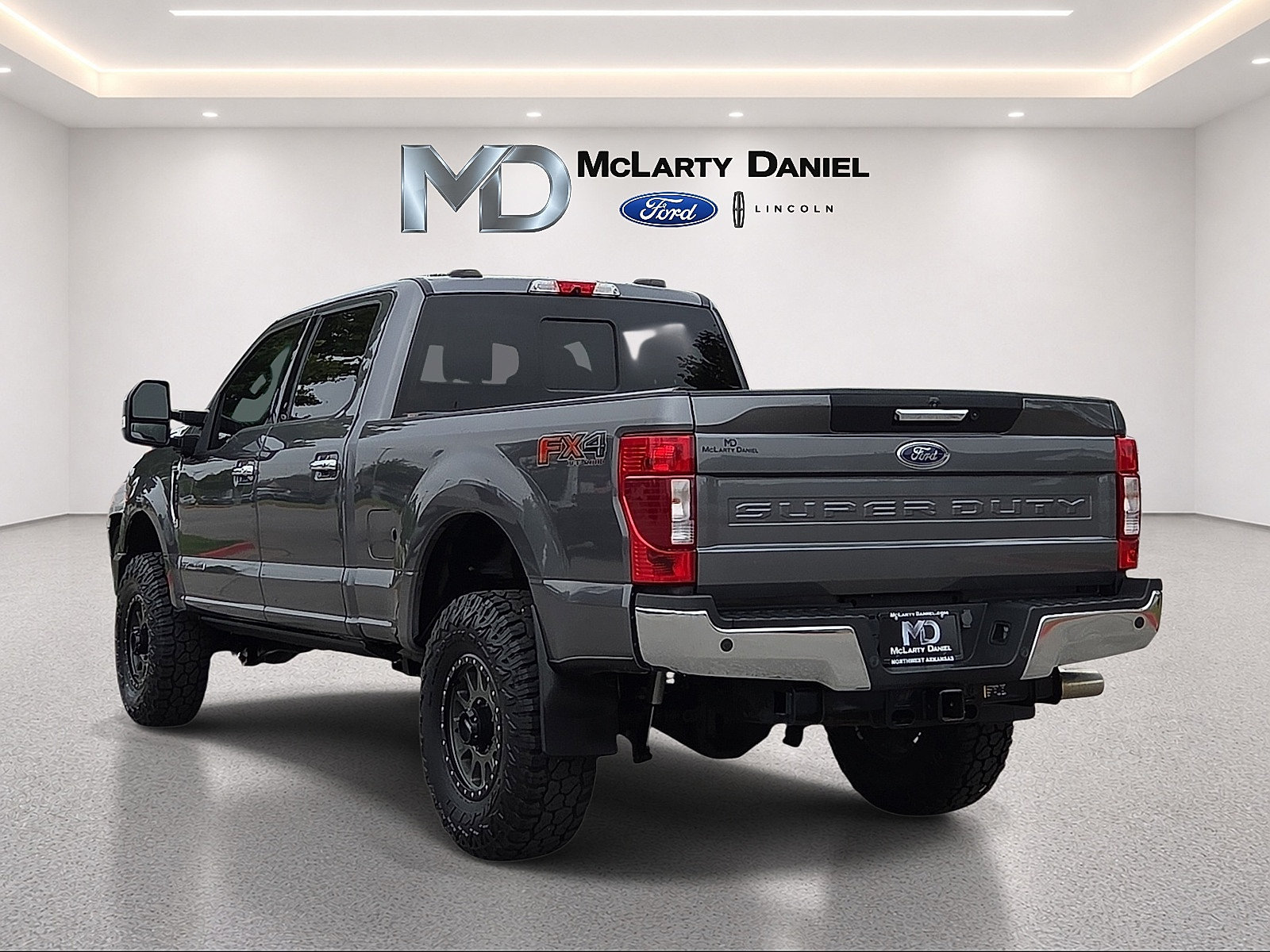 Certified 2022 Ford F250 Lariat w/ Chrome Package AWD/4WD image 4