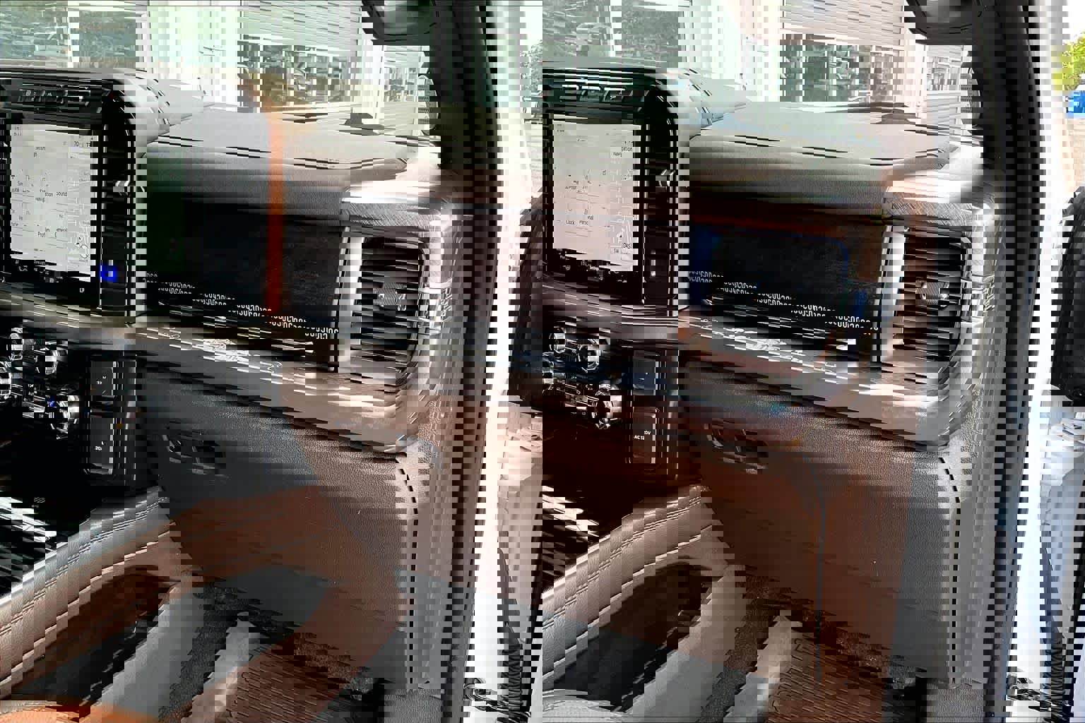 Certified 2024 Ford F250 King Ranch image 21