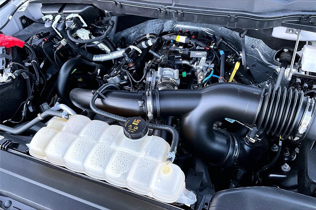 Certified 2023 Ford F150 XLT w/ Equipment Group 302A High image 35