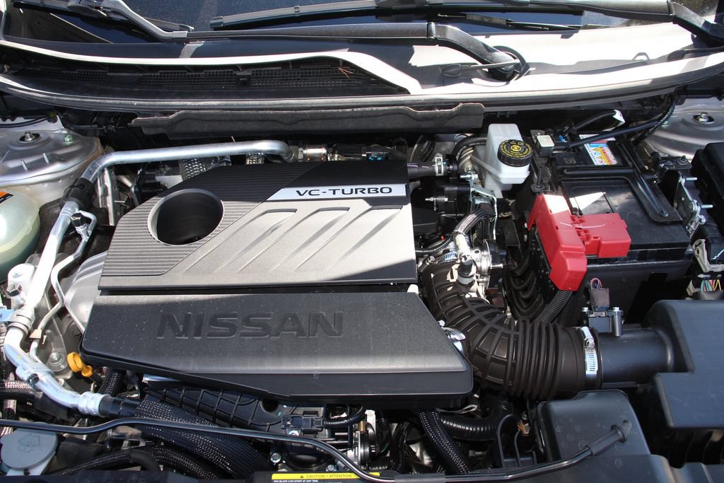 Used 2024 Nissan Rogue SL AWD/4WD image 29