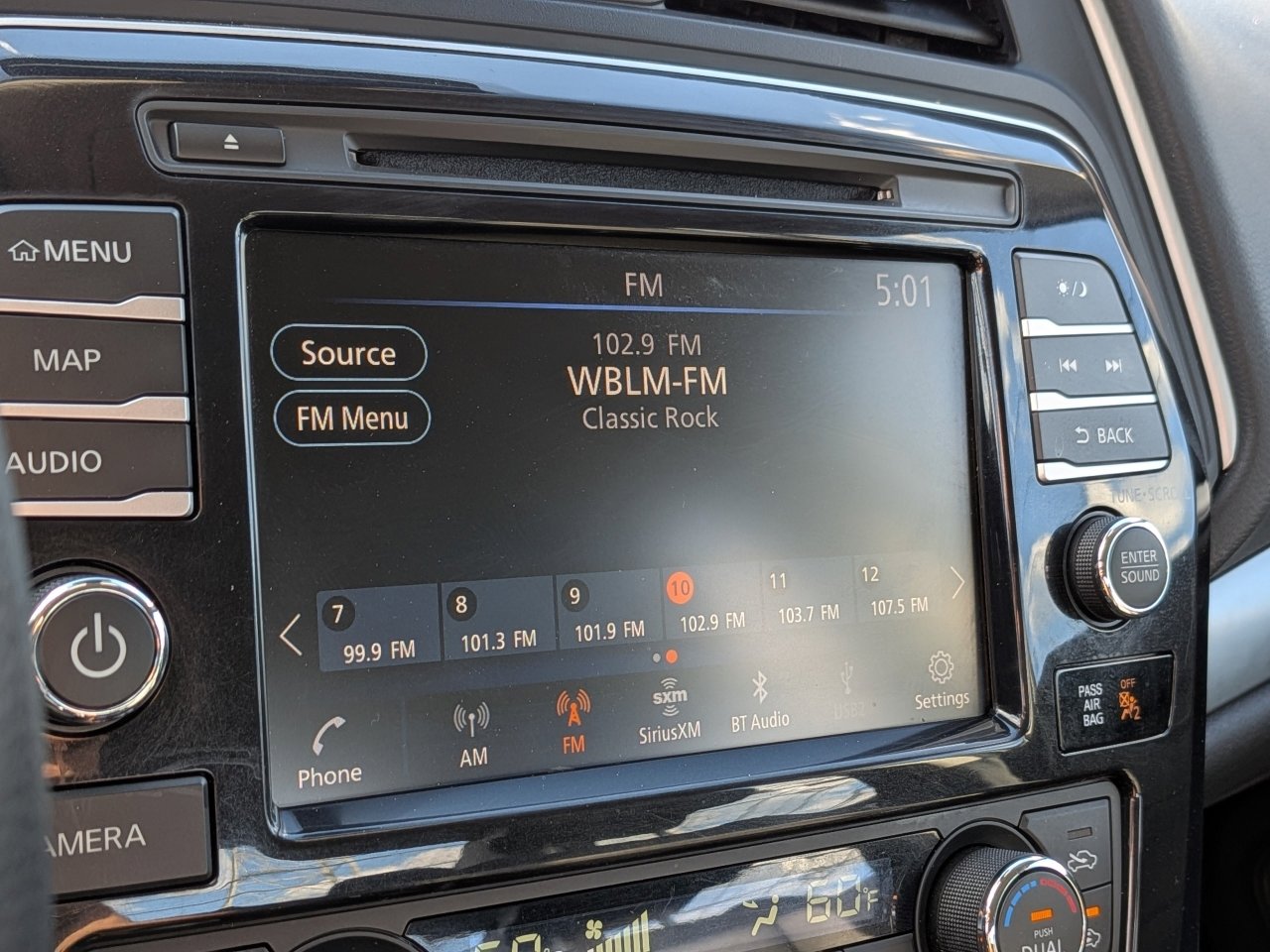 Used 2023 Nissan Maxima SV w/ Floor Mat Group FWD image 21