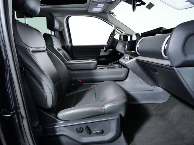 Certified 2025 Ford Expedition Active AWD/4WD image 10